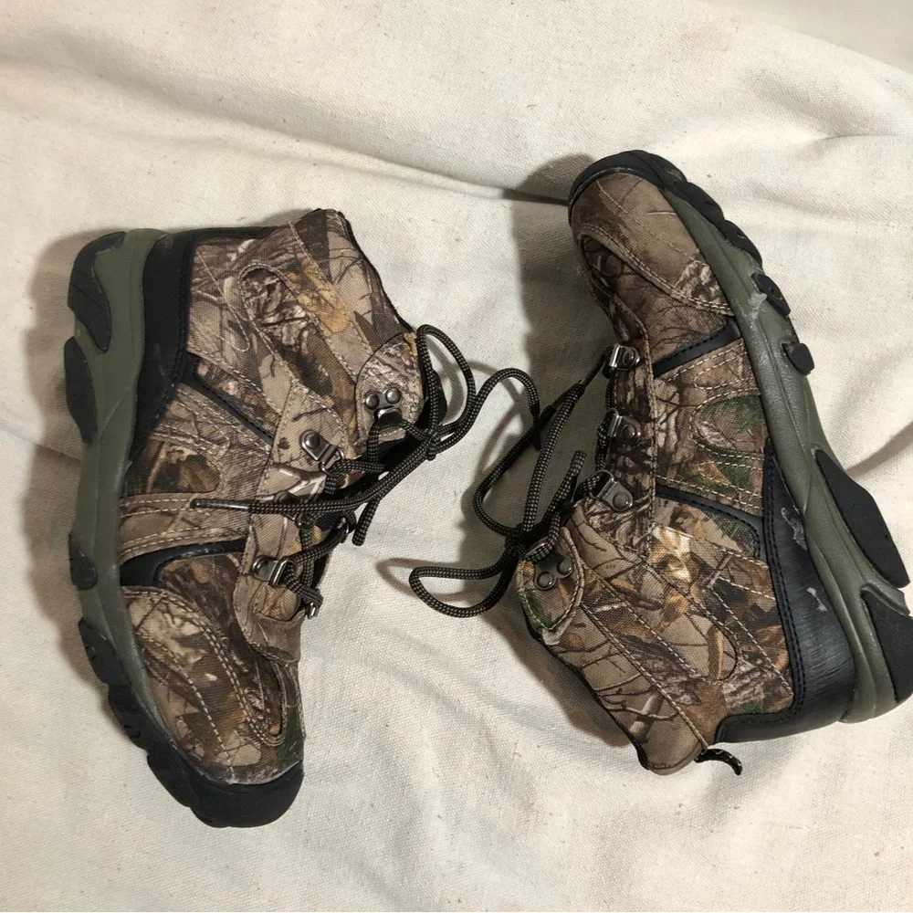 Realtree Camo Hiking Trail Boots Boys Size 5